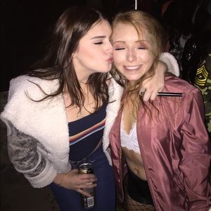 Meet your Posher, Braegh